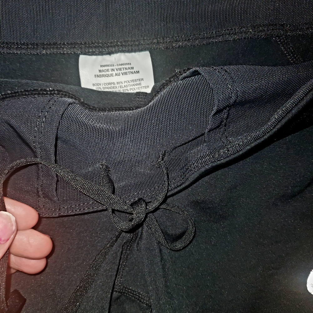 Nike Black Sports Bra and Leggings Set - Picture 5 of 13